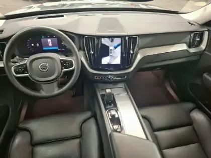 Photo 7 Volvo XC60  B4 AdBlue 197ch Ultimate Style Chrome Geartronic
