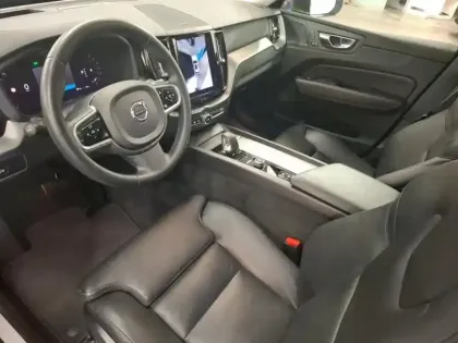 Photo 8 Volvo XC60  B4 AdBlue 197ch Ultimate Style Chrome Geartronic
