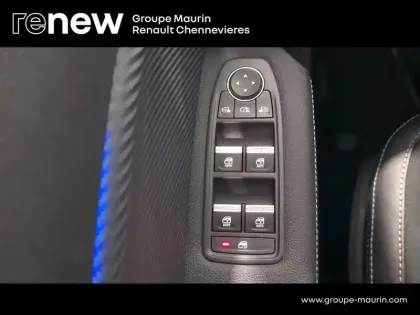 Photo 9 Renault Captur  1.6 E-Tech hybride 145ch Engineered