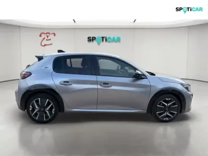 Photo 7 Peugeot 208  1.2 Hybrid 110ch GT e-DCS6