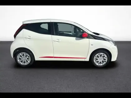 Photo 6 Toyota Aygo  1.0 VVT-i 72ch x-black 5p