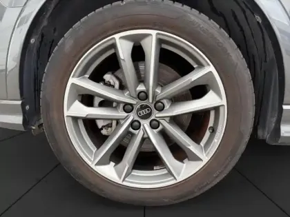 Photo 10 Audi Q3  45 TFSI e 245ch S line S tronic 6