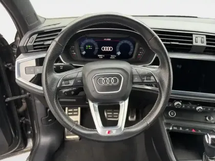 Photo 14 Audi Q3  45 TFSI e 245ch S line S tronic 6