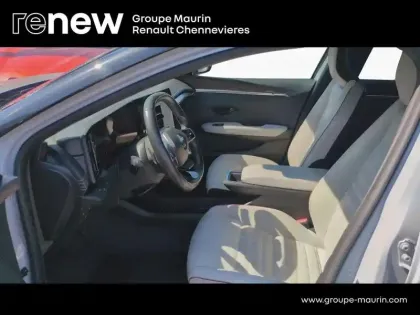 Photo 8 Renault Megane  E-Tech Electric EV60 220ch Iconic super charge -C