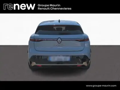 Photo 5 Renault Megane  E-Tech Electric EV60 220ch Iconic super charge -C