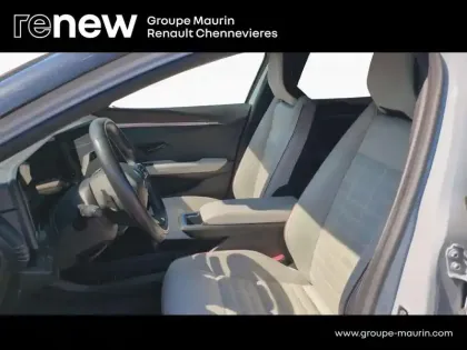 Photo 9 Renault Megane  E-Tech Electric EV60 220ch Iconic super charge -C