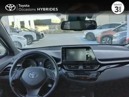 Photo 7 Toyota C-HR  1.8 Hybride 122ch Dynamic Ultimate E-CVT