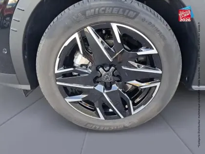Photo 24 Peugeot 5008  Hybrid 145ch GT e-DCS6