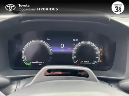 Photo 13 Toyota C-HR  1.8 Hybride 140ch Graphic MY26