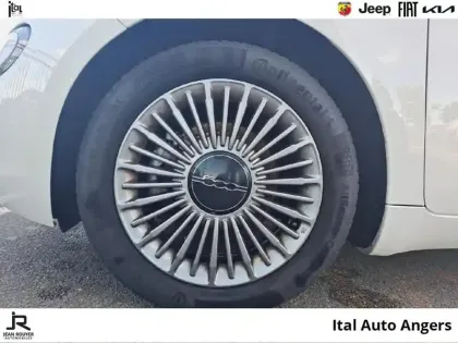 Photo 10 Fiat 500 C e 118ch Icône/Pack Confort + Caméra Recul