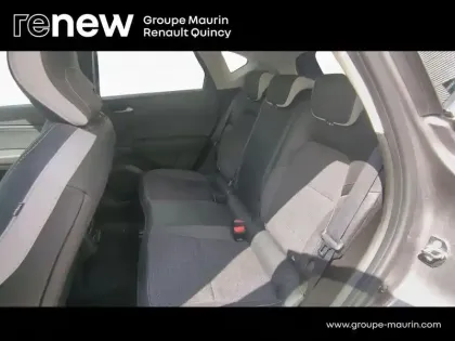 Photo 11 Renault Captur  1.6 E-Tech hybride 145ch Techno Fast Track