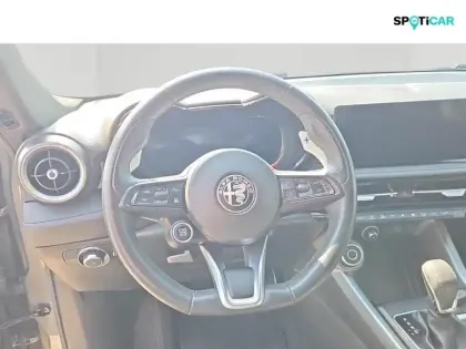Photo 12 Alfa Romeo Tonale  1.5 Hybrid 130ch Sprint TCT