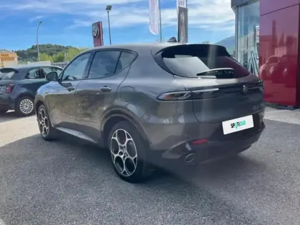 Photo 6 Alfa Romeo Tonale  1.3 PHEV 280ch Edizione Speciale AT6 e-Q4