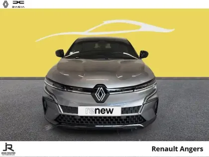 Photo 8 Renault Megane  E-Tech Electric EV60 220ch Iconic super charge -C