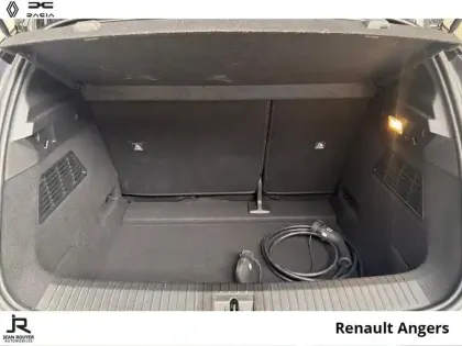 Photo 6 Renault Megane  E-Tech Electric EV60 220ch Iconic super charge -C