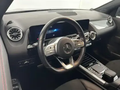 Photo 9 Mercedes GLA 200 7G-DCT AMG Line 5p
