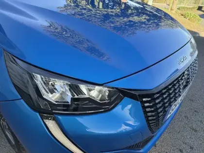 Photo 15 Peugeot 208  PureTech 100 S&S BVM6