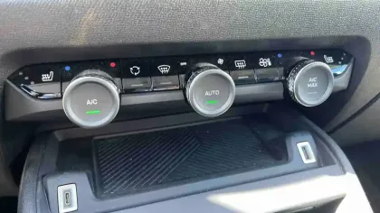 Photo 14 Citroën C4  PureTech 130 EAT8