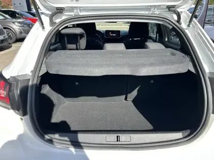 Photo 8 Peugeot 208  BlueHDi 100 S&S BVM6