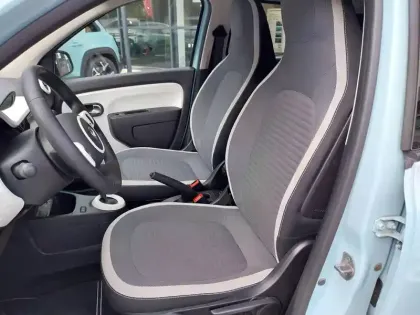 Photo 9 Renault Twingo  III E-Tech