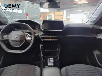 Photo 7 Peugeot 208  Electrique 50 kWh 136ch