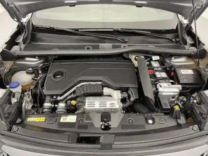 Photo 20 Peugeot 2008  Hybrid 136 e-DCS6