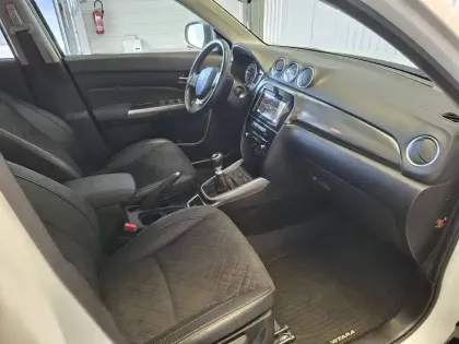 Photo 12 Suzuki Vitara  1.4 Boosterjet Allgrip Hybrid
