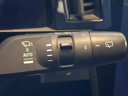 Photo 36 Renault Megane  E-Tech EV60 130ch optimum charge