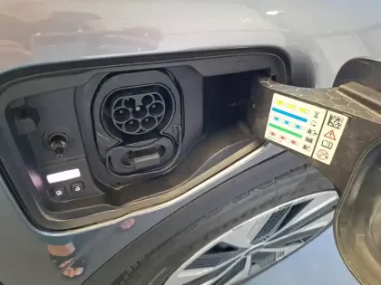 Photo 29 Renault Megane  E-Tech EV60 130ch optimum charge