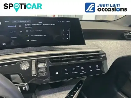 Photo 13 Peugeot 5008  Hybrid 145 ch e-DCS6