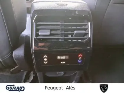 Photo 14 Peugeot 5008  Hybrid 145 ch e-DCS6