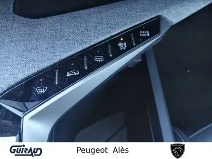 Photo 19 Peugeot 5008  Hybrid 145 ch e-DCS6