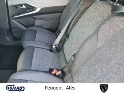 Photo 10 Peugeot 5008  Hybrid 145 ch e-DCS6