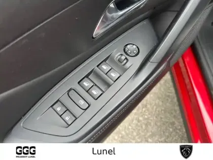 Photo 11 Peugeot 408  PureTech 130 ch S&S EAT8