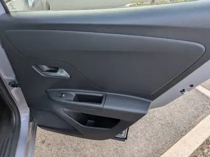 Photo 13 Opel Mokka  Electrique 136 ch & Batterie 50 kWh