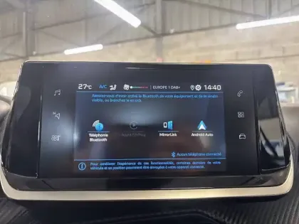 Photo 13 Peugeot 208  PureTech 100 S&S BVM6