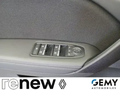 Photo 15 Renault Symbioz  E-Tech full hybrid 145