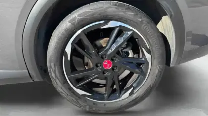 Photo 12 DS DS 7 DS7 Crossback BlueHDi 180 EAT8