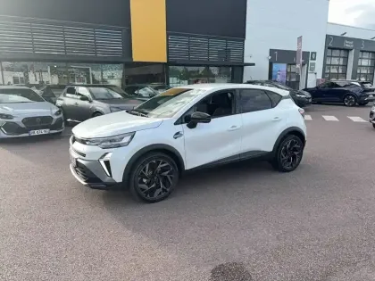 Photo 22 Renault Captur  E-Tech full hybrid 160 ch