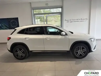 Photo 30 Mercedes GLA  200 7G-DCT