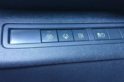 Photo 26 Peugeot 3008  Hybrid4 300 e-EAT8