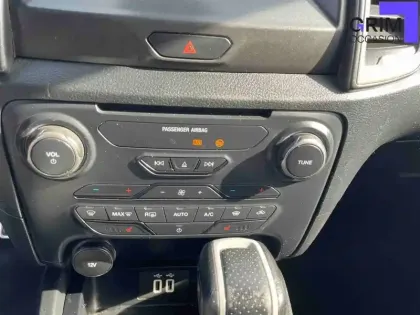 Photo 8 Ford Ranger  DOUBLE CABINE 2.0 ECOBLUE 213 S&S BV10