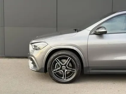 Photo 6 Mercedes GLA  200 d 8G-DCT