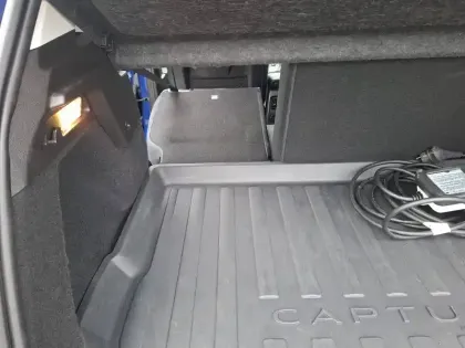 Photo 21 Renault Captur  E-Tech Plug-in 160