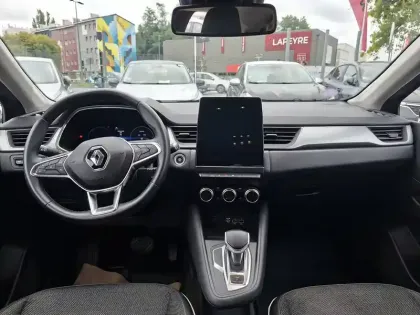 Photo 15 Renault Captur  E-Tech Plug-in 160