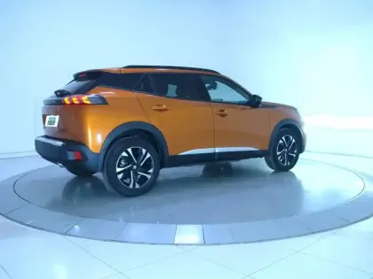 Photo 24 Peugeot 2008  BlueHDi 130 S&S EAT8