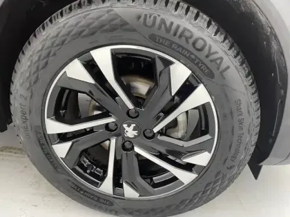 Photo 16 Peugeot 2008  BlueHDi 110 S&S BVM6