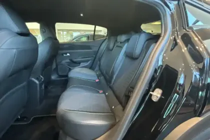 Photo 9 Peugeot 408  Hybrid 145 e-DCS6