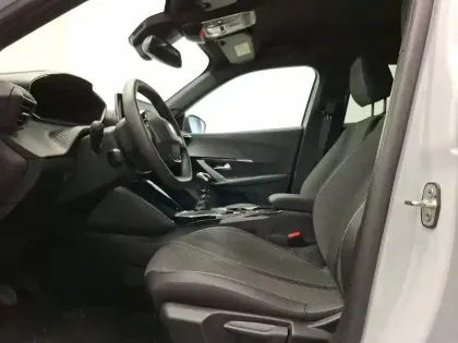 Photo 11 Peugeot 2008  100 S&S BVM6