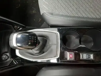 Photo 23 Peugeot 2008  100 S&S BVM6